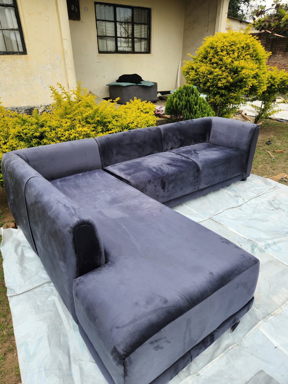 Graphite Wrap Sectional